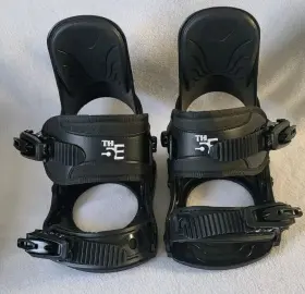 18-brst5the154 5th Element Stealth Snowboard Bindings With Cap Strap M/l Mens 6-9.5 Pre-owned