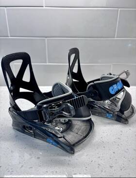 Burton 10577104001 Kids / Youth Grom Snowboard Bindings - Black Size M
