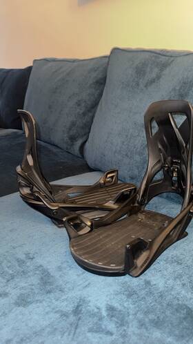 Burton P216-1308 Large Mens Black Snowboard Bindings Plastic Baseplate 4x4 Mount Pattern