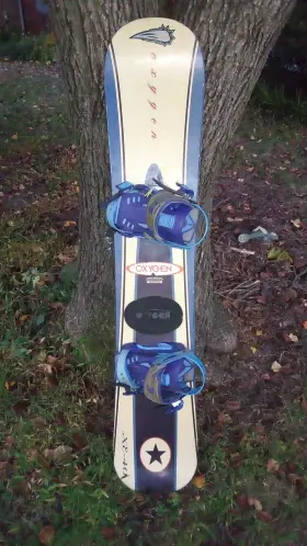 Xe-40 Drake Oxygen Patriotic Red White And Blue 54 Inch Snowboard Broken Binding Straps