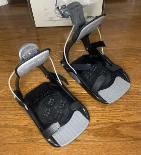 Flow 801506737083 2004 Amp 5 Fx Gray Snowboard Bindings Men S Large Missing Footstraps