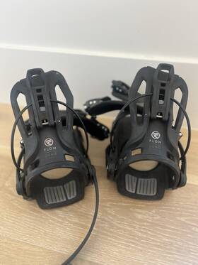 Flow F.21.bnw.juf.bk.4lg.1 Juno Womens Rear Entry Snowboard Bindings Black Medium