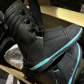 M1404005014 Liquid Womens Snowboard Boots Size 6 And Bindings Black Teal Ankle Buckles