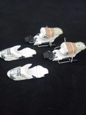 Fchd032 Look Xpress 10 B93 Nos Din 2.5-10 Ski Boot Bindings Off White