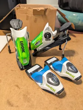 Px10 Look Ski Bindings With 100 Mm Brakes Green Blue White New