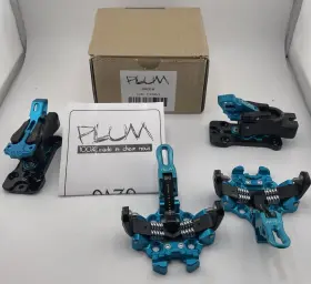 12304-22304 Plum Ozao 6 Ski Boot Lighter Skiers Touring Bindings Pair P-2400/3 Lower Release