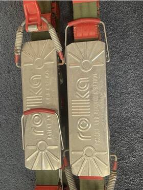 Rolka N973007 Vintage Snowshoe Bindings Metal Silver Red Green