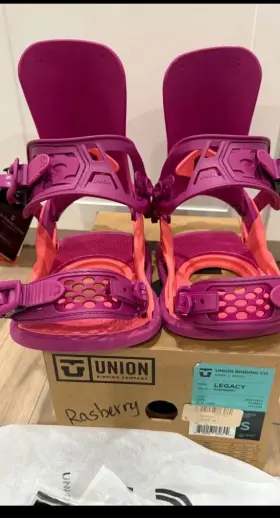 2228531 Union New Women S Legacy Snowboard Bindings Size Raspberry/pink