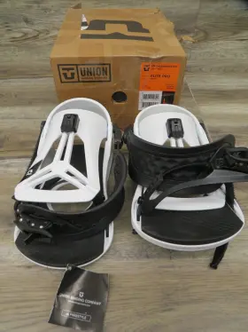 Union 810058162779 Flite Pro - 2023 Mens Snowboard Bindings White Sz. Large