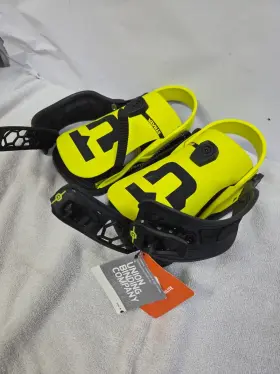 Union 810120334554 Mens Strata Snowboard Binding - Yellow Green Small New Nwt