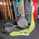 Burton Freestyle Re:flex Men's Snowboard Binding Large (only Right) Used. Price: $65.00.