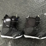 Burton Zipline Kids Step Snowboard Boots Size 7K Pre-owned. Price: $140.00.