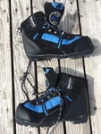 Whitewoods Cross Country Ski Boots Nnn Bindings 35 Eu Us Girls Boys Youth Pre-owned. Price: $45.00.