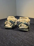 Women Flow Mayon Rear Entry Snowboard Bindings Size Medium White & Green Used. Price: $148.71.