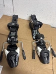 Salomon L4113110020 Ski Bindings L7 Gw B100 Black/white #F4 Used. Price: $90.00.